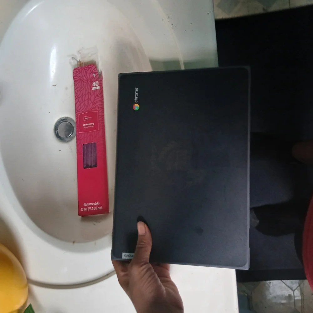 Lenvo Chromebook 100e